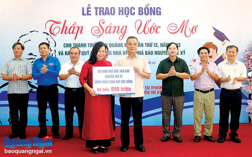 Yêu thương còn mãi