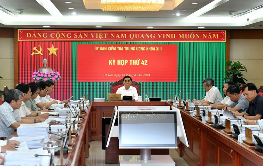 Kết luận Kỳ họp thứ 42 của Ủy ban Kiểm tra Trung ương