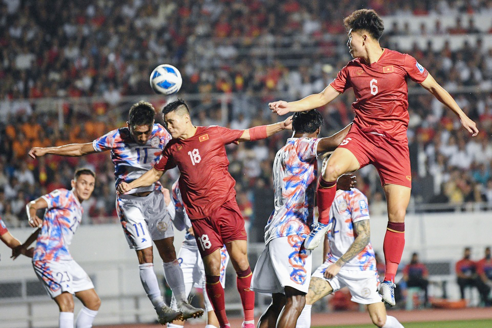 Chờ màn ra mắt của ông Kim Sang Sik