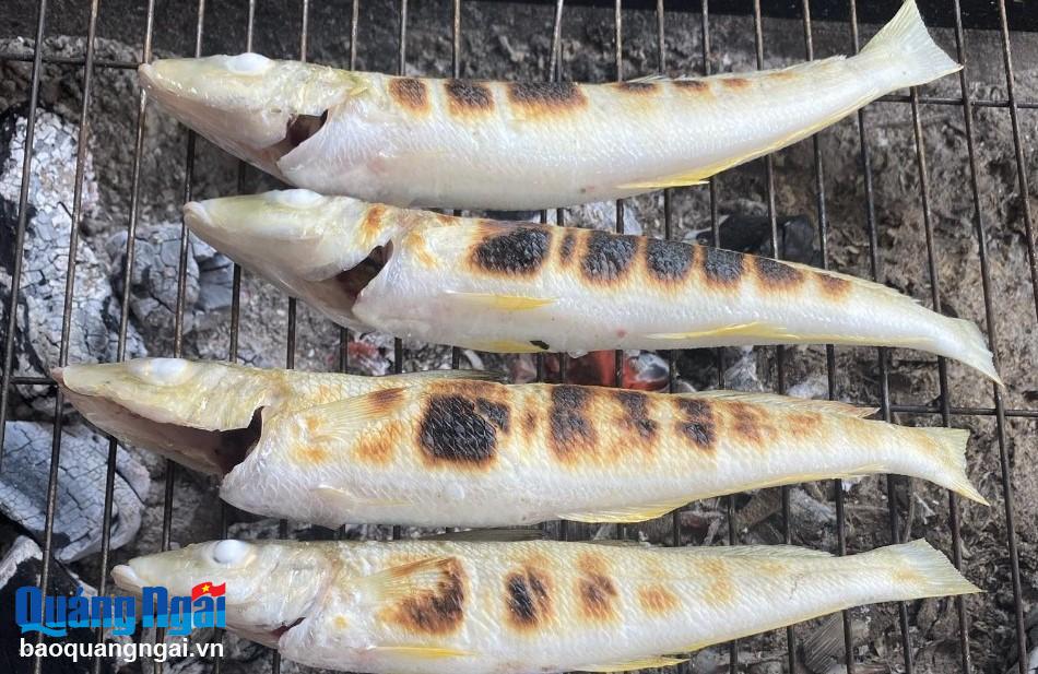 Ngọt thơm cá bống biển nướng