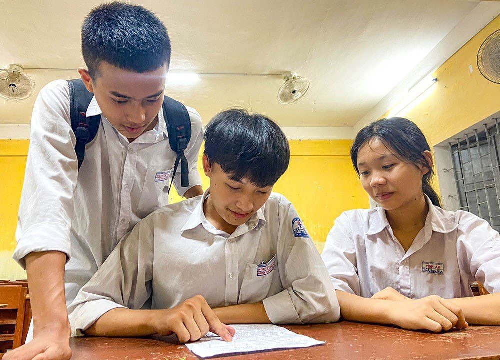 Thêm 5 trường công bố điểm trúng tuyển vào lớp 10 