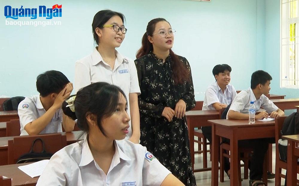 Đón nhân tài về dạy học