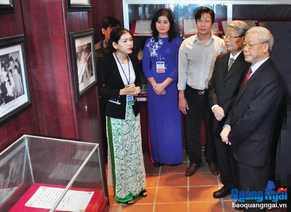 Đồng chí Nguyễn Phú Trọng dành tình cảm đặc biệt với Khu lưu niệm Thủ tướng Phạm Văn Đồng