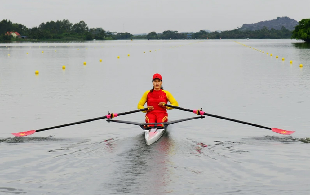 Olympic Paris 2024: Phạm Thị Huệ giành vé vào tứ kết Rowing