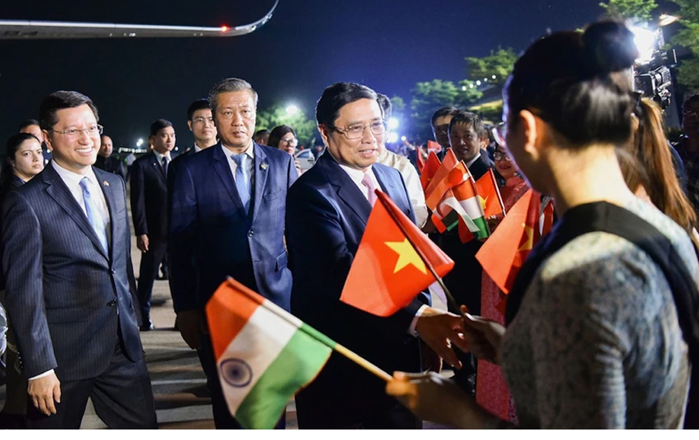 Thủ tướng Phạm Minh Chính đến New Delhi bắt đầu chuyến thăm cấp Nhà nước tới Ấn Độ