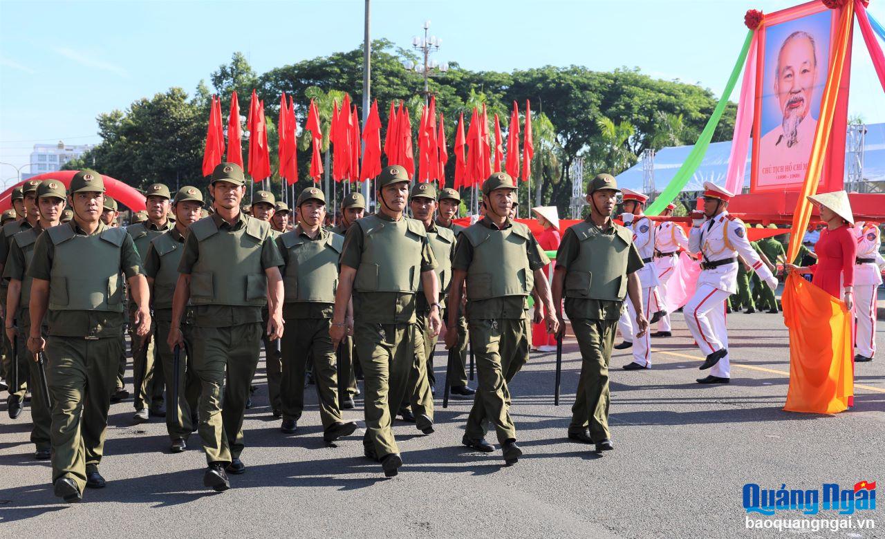 Quảng Ngãi ra mắt lực lượng tham gia bảo vệ an ninh, trật tự ở cơ sở