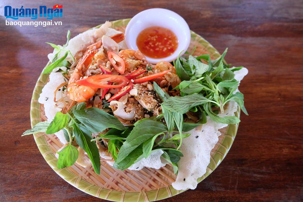 Gỏi vả trộn tôm, thịt