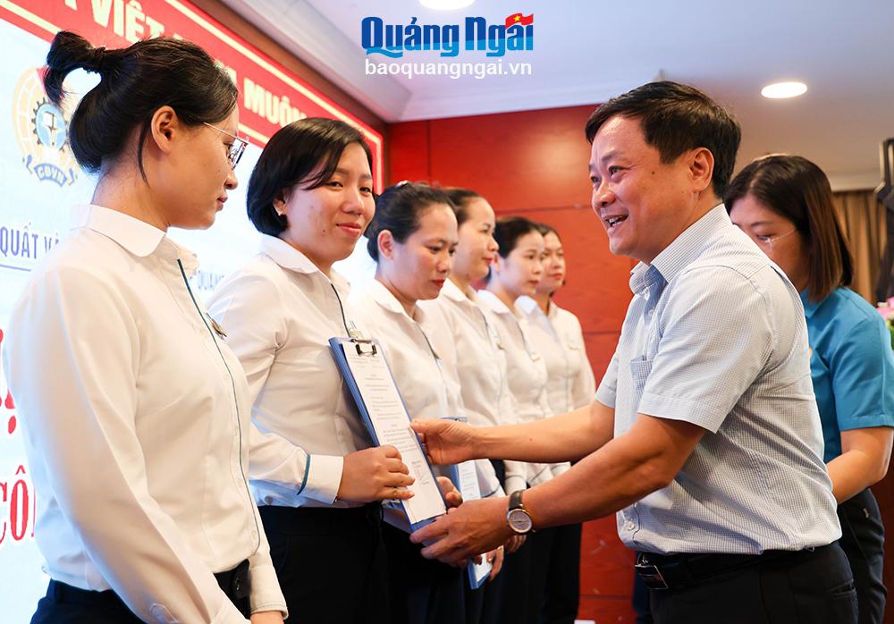 Thành lập Công đoàn cơ sở Công ty TNHH Harmonia