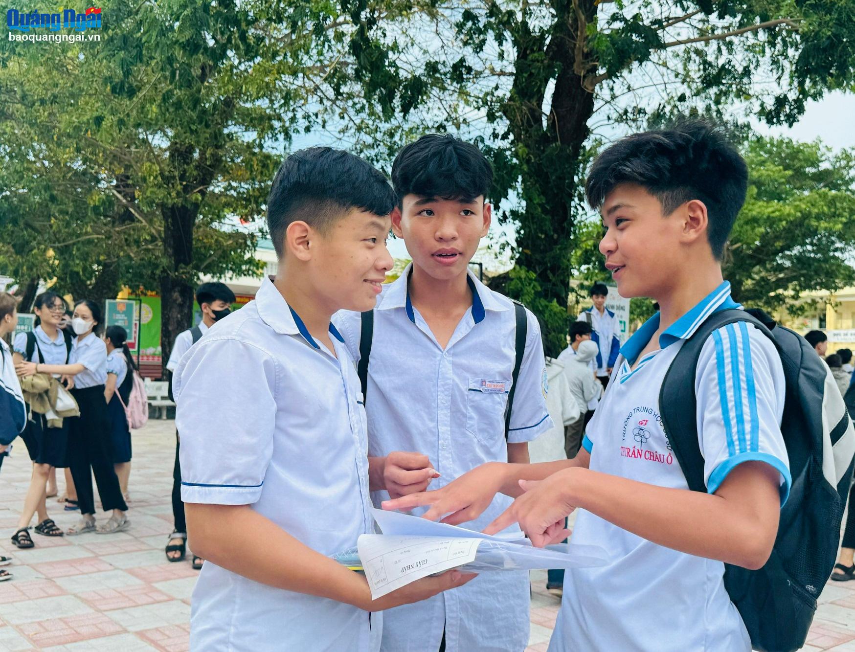 Công bố điểm trúng tuyển vào lớp 10 của 7 trường THPT còn lại