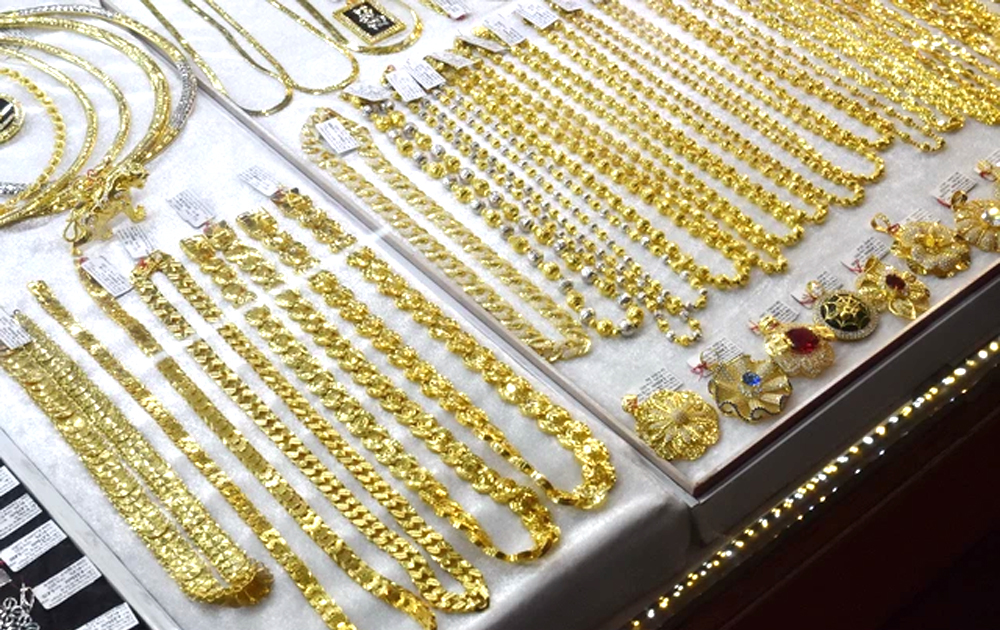 Giá vàng nhẫn rớt mạnh, vàng miếng SJC 
