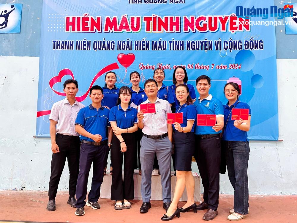 Tuổi trẻ VNPT Quảng Ngãi tham gia hiến máu tình nguyện