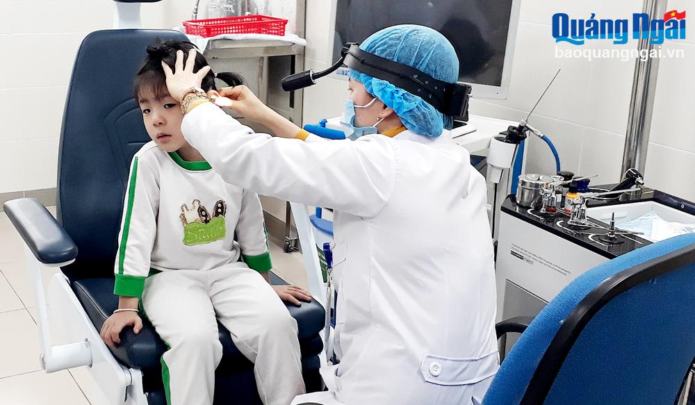 Bệnh viêm tai giữa ở trẻ em