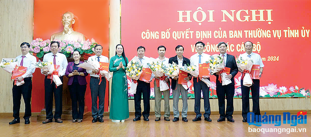 Xây dựng đội ngũ cán bộ ngang tầm với nhiệm vụ mới