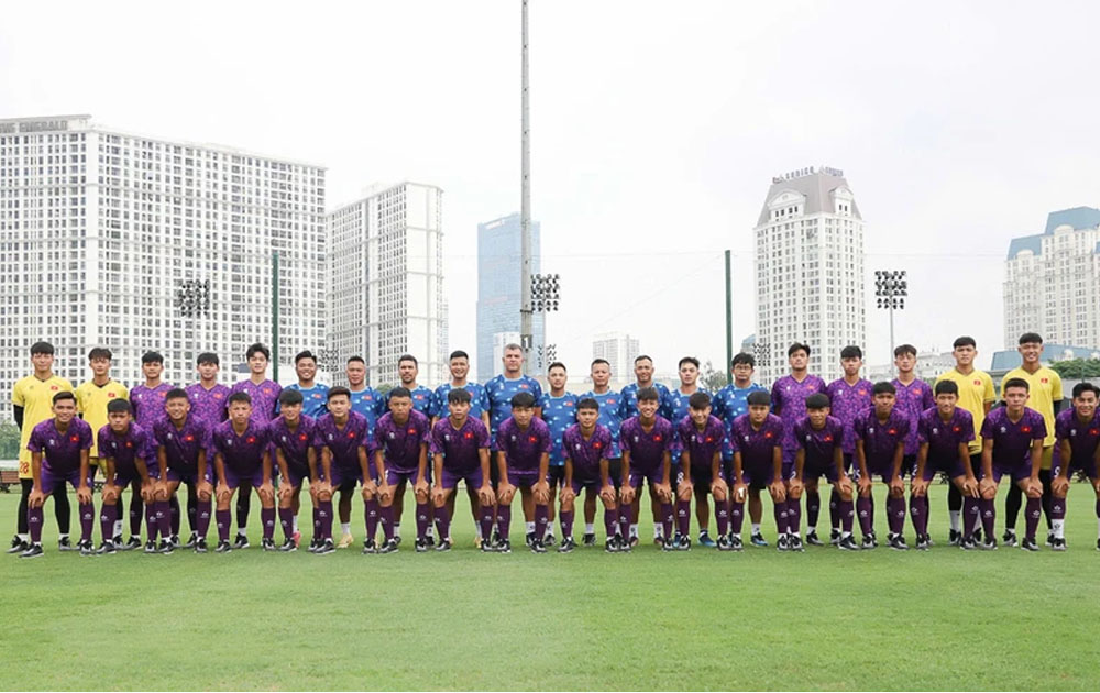 U16 Việt Nam lên đường tham dự giải đấu tại Trung Quốc