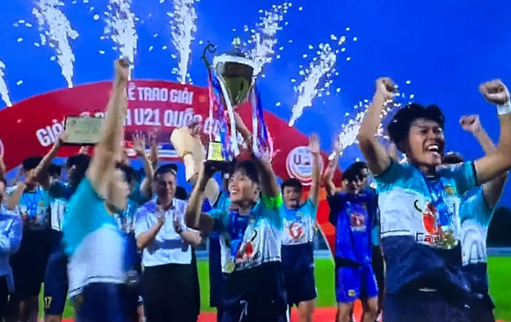 Thắng chủ nhà PVF trên chấm 11 m, U21 HAGL lần thứ 2 vô địch quốc gia