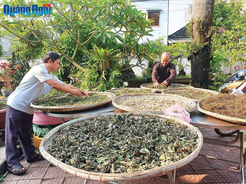 Làm đẹp cho đời 