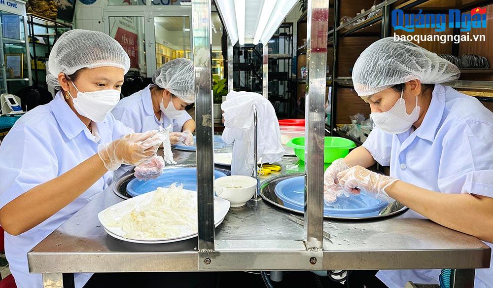 Để ngành sản xuất, chế biến yến phát triển bền vững