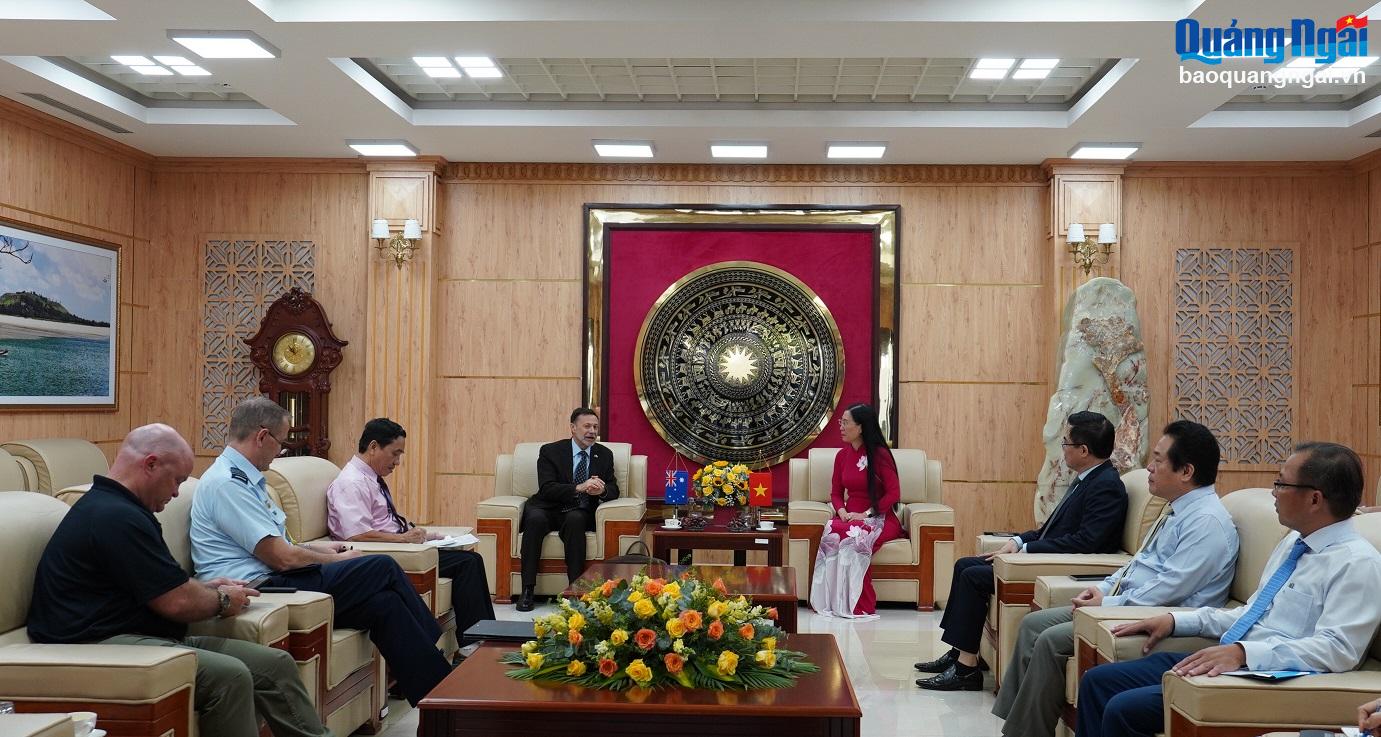 Lãnh đạo tỉnh tiếp xã giao Đại sứ Đặc mệnh toàn quyền Úc tại Việt Nam