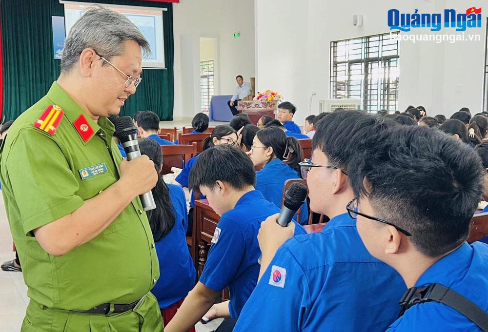 Nâng cao nhận thức về phòng, chống ma túy