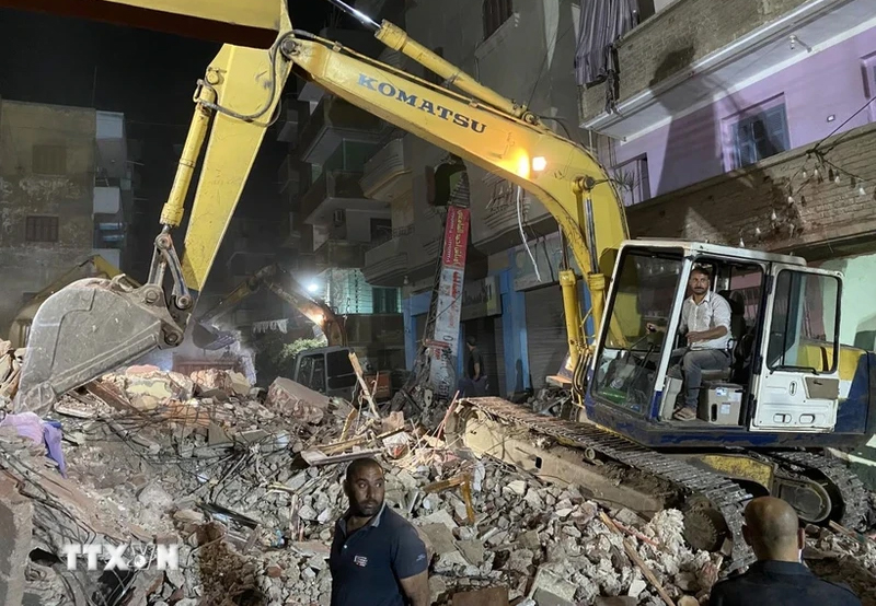  Ai Cập: Sập nhà ở thủ đô Cairo làm ít nhất 8 người thiệt mạng