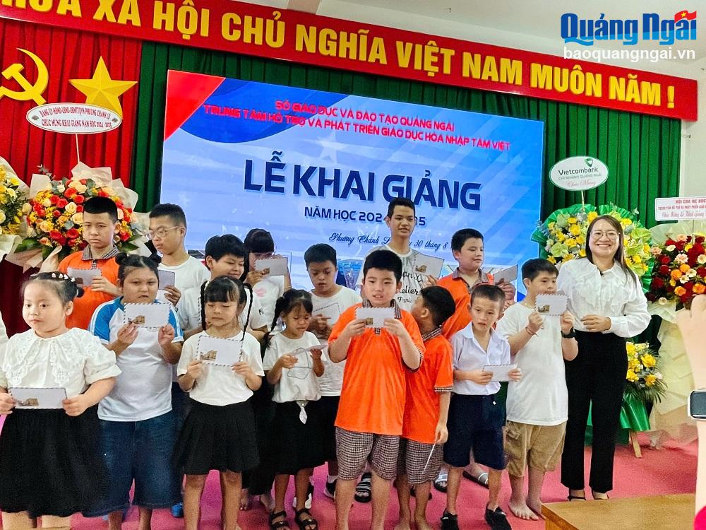 Trung tâm Hỗ trợ và Phát triển giáo dục hòa nhập Tâm Việt khai giảng năm học mới