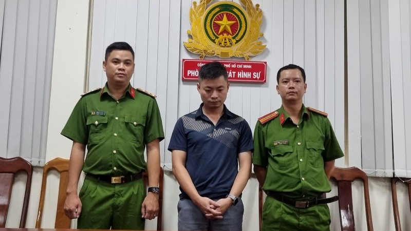 Bắt đối tượng chiếm đoạt tiền chạy án cho cựu Cục trưởng Cục Đăng kiểm Việt Nam