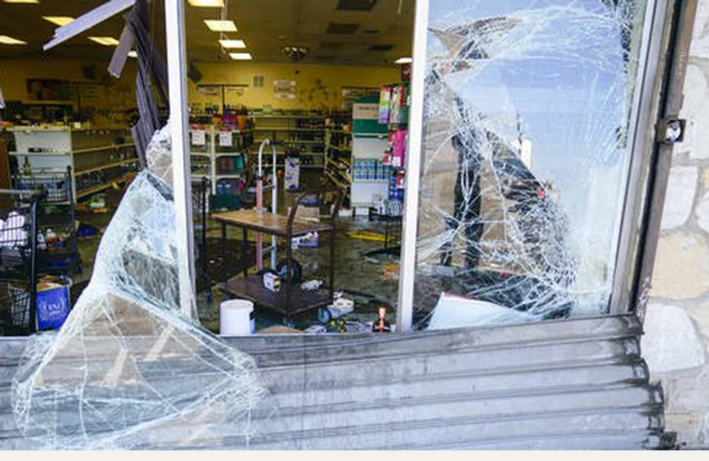 Biểu tình biến thành cướp bóc lan rộng ở Philadelphia, Mỹ