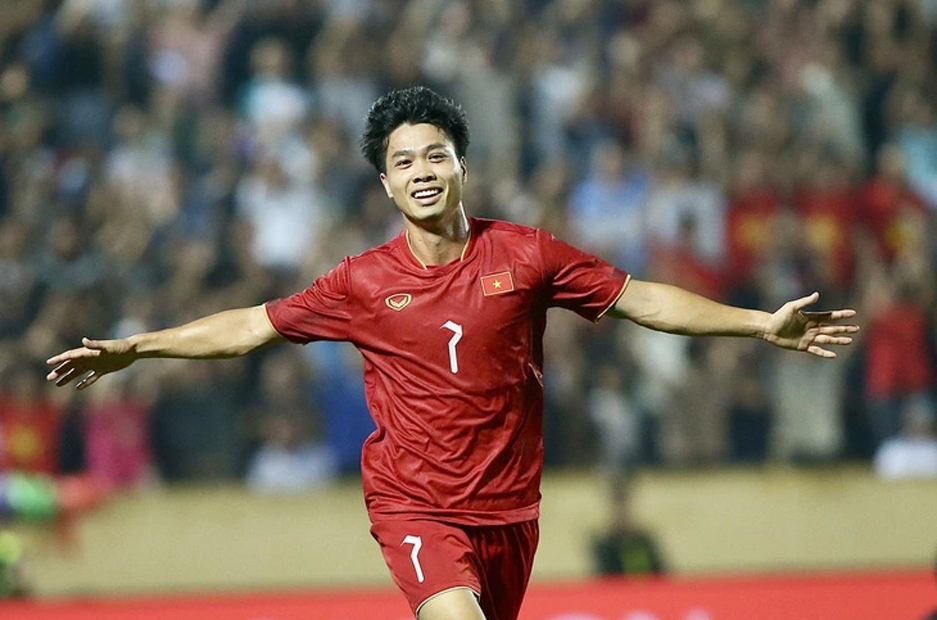 Công Phượng lập công, Việt Nam thắng Palestine 2-0