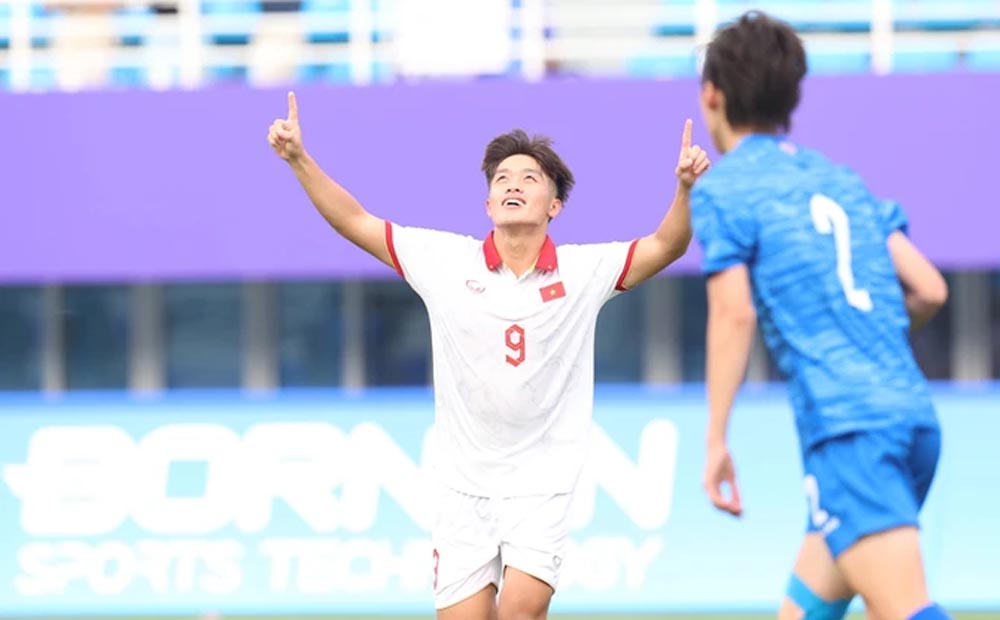 ASIAD 19: Bóng đá nam Việt Nam khởi đầu thuận lợi