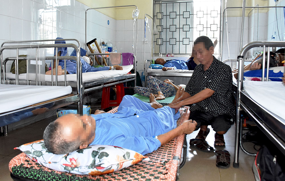 Bệnh viện Đa khoa tỉnh: Số giường bệnh chưa đảm bảo