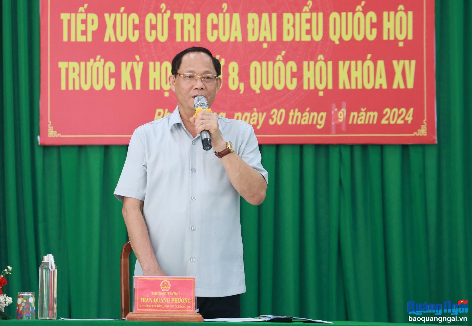 Phó Chủ tịch Quốc hội Trần Quang Phương tiếp xúc cử tri xã Phổ Cường