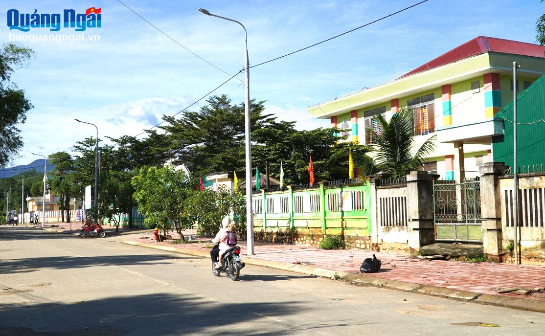 Điểm tựa từ chiến công lịch sử