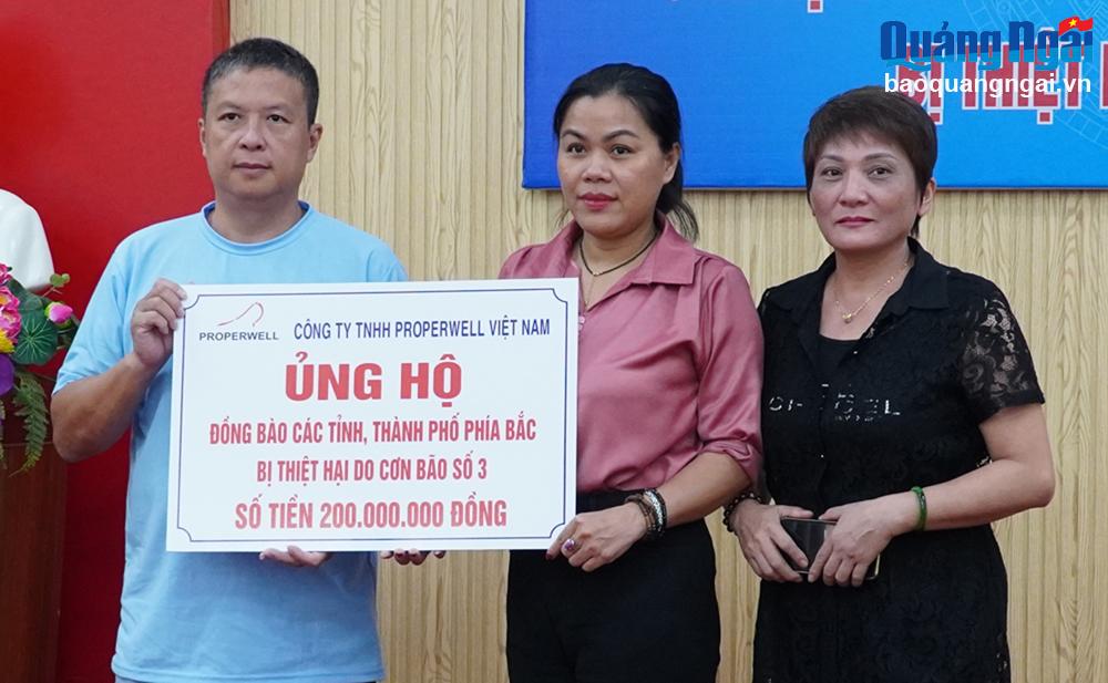 Tiếp nhận ủng hộ đồng bào bị thiệt hại do bão số 3