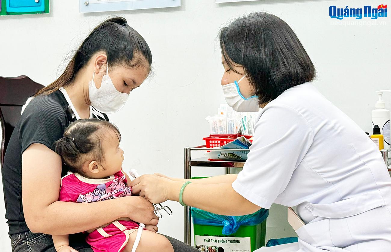 Tăng cường tiêm vắc xin phòng bệnh sởi