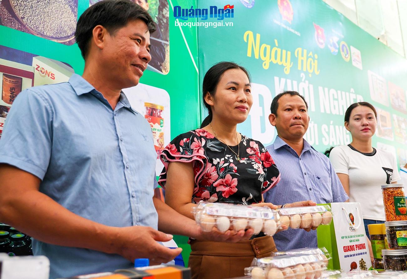 Thành công với thương hiệu trứng gà sạch