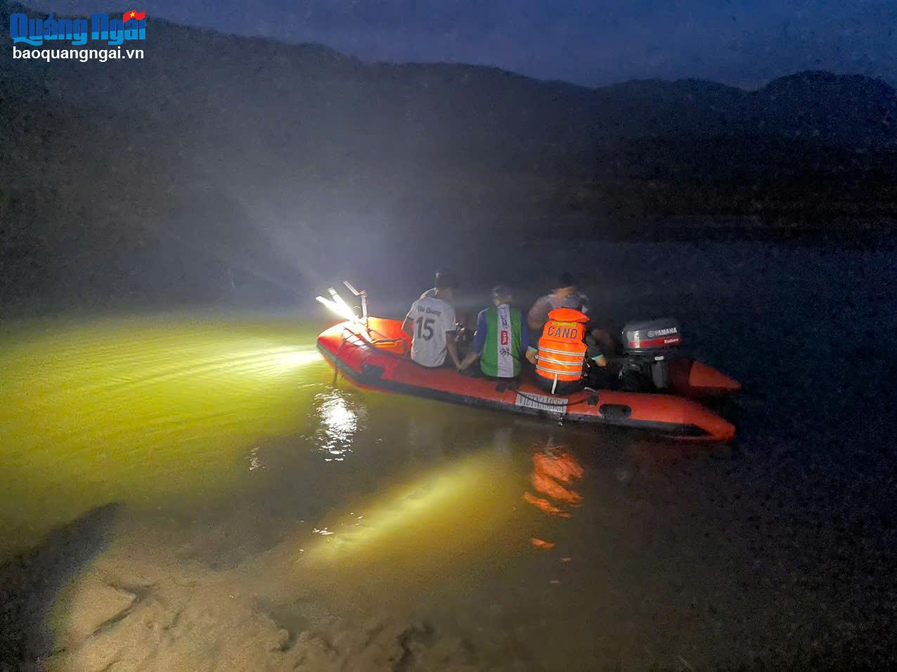 Một nạn nhân bị đuối nước tại sông Re