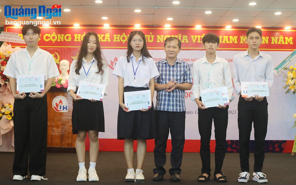 Phân hiệu Trường Đại học Công nghiệp khai giảng năm học 2023 - 2024