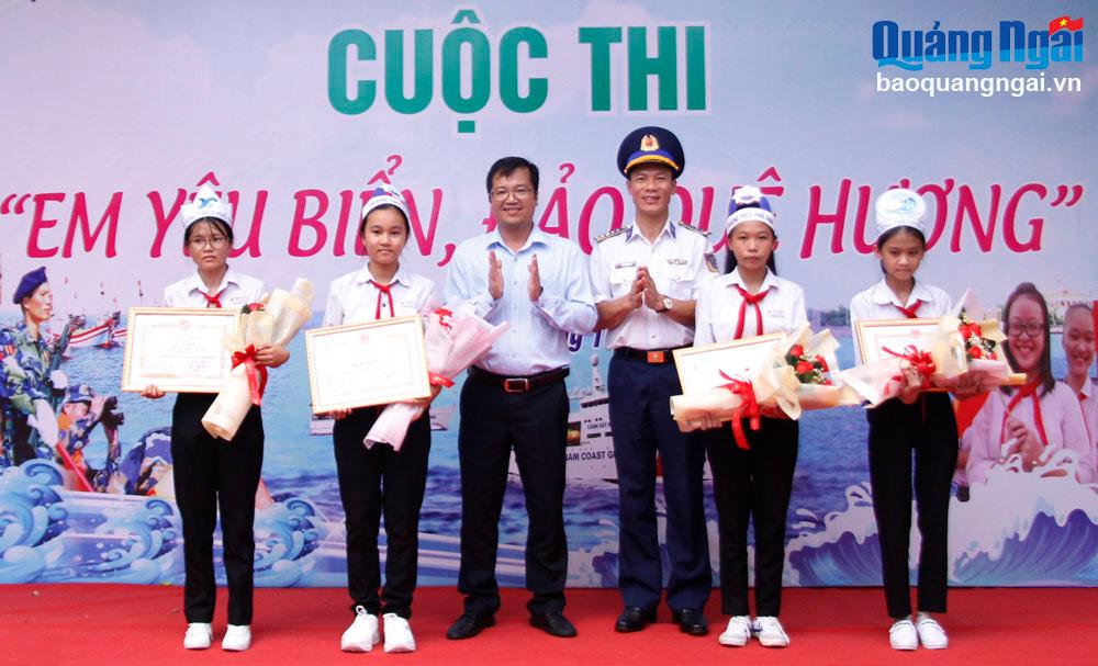 Sôi nổi Cuộc thi “Em yêu biển, đảo quê hương”