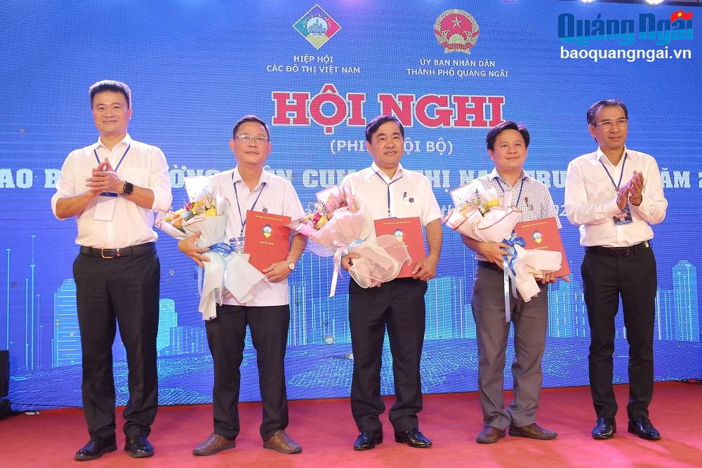 Thành phố Quảng Ngãi được bình xét là một trong năm đô thị xanh - sạch - đẹp