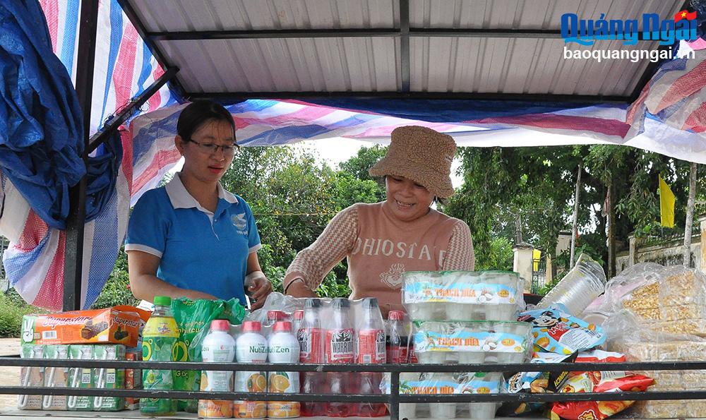 Sơn Tịnh hỗ trợ sinh kế cho người dân