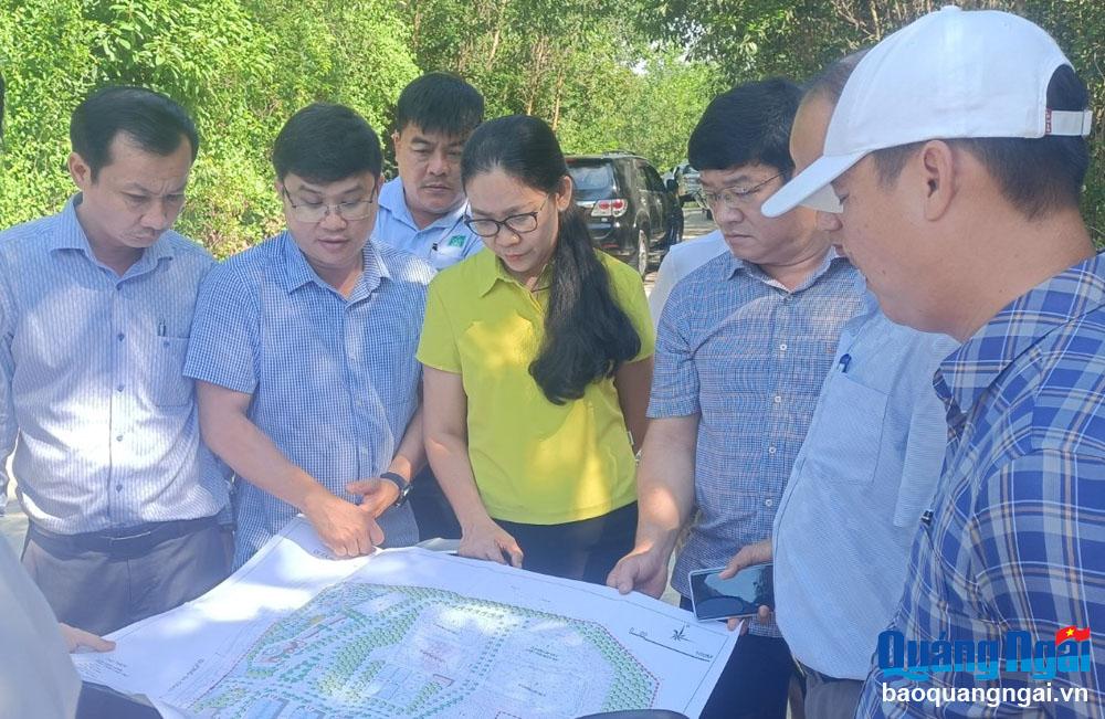 Khảo sát tình hình ô nhiễm và xử lý chất thải rắn sinh hoạt ở TX.Đức Phổ