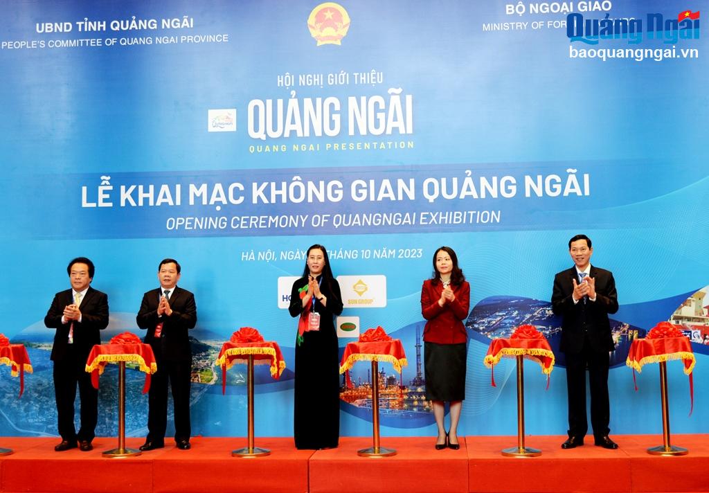 Khai mạc Không gian Quảng Ngãi tại Hà Nội