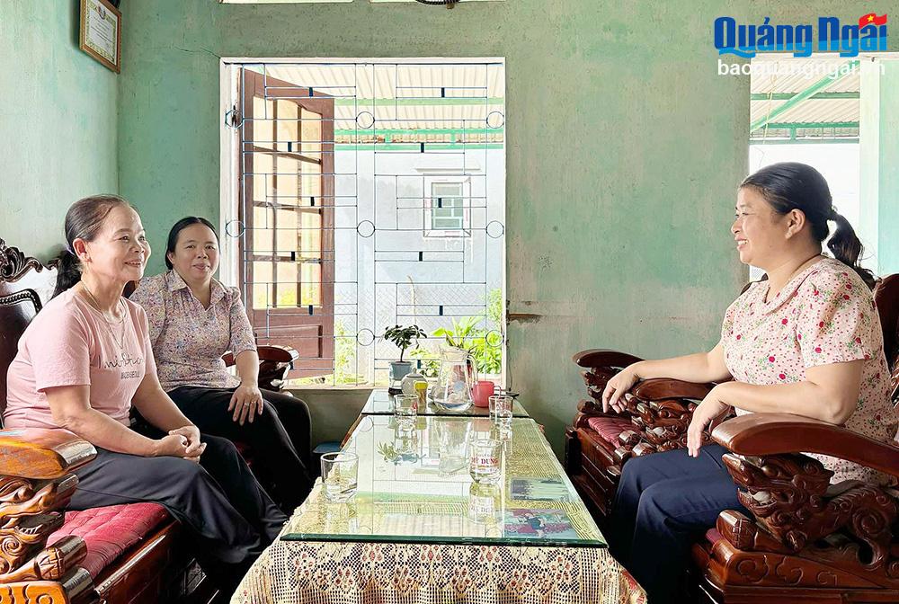 Phụ nữ tham gia bảo vệ chủ quyền biển, đảo