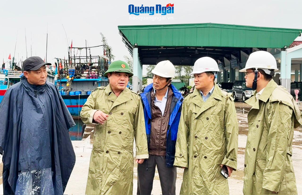 Đảm bảo an toàn cho ngư dân và tàu thuyền