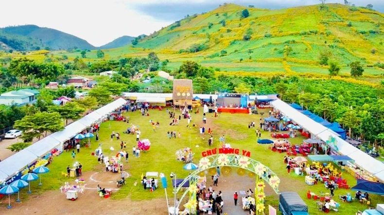 Nhiều hoạt động nghệ thuật đặc sắc tại Tuần lễ Hoa dã quỳ - Núi lửa Chư Đang Ya năm 2024