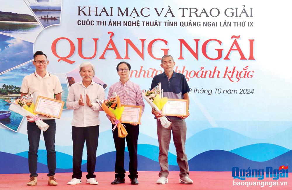 Người ghi lại khoảnh khắc đẹp