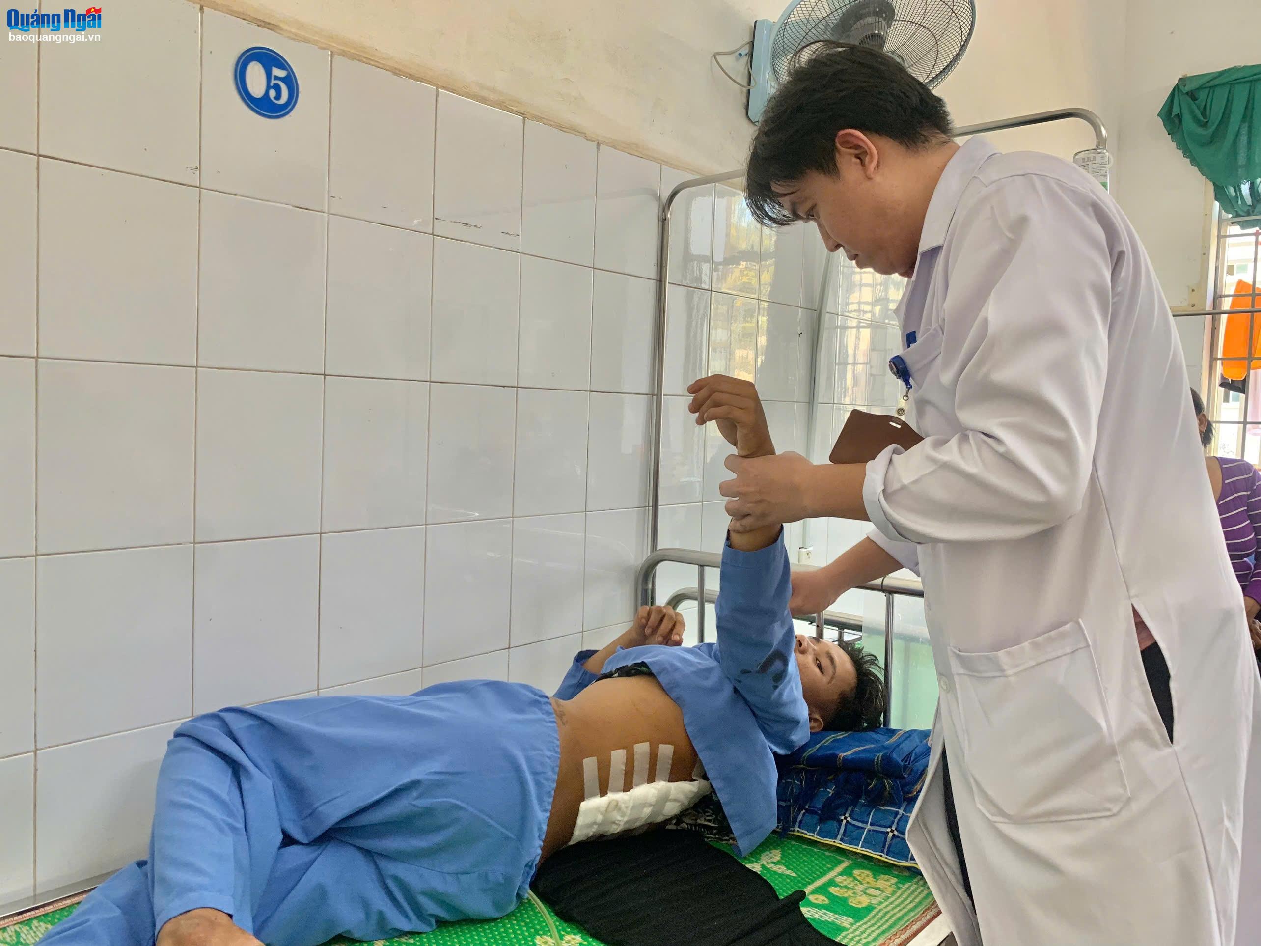 Điều trị thành công nhiều ca chấn thương cột sống