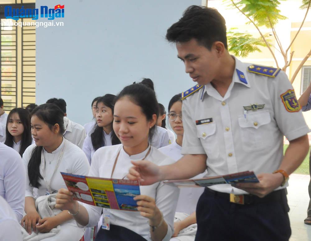 Phát động Cuộc thi tìm hiểu pháp luật trong học đường