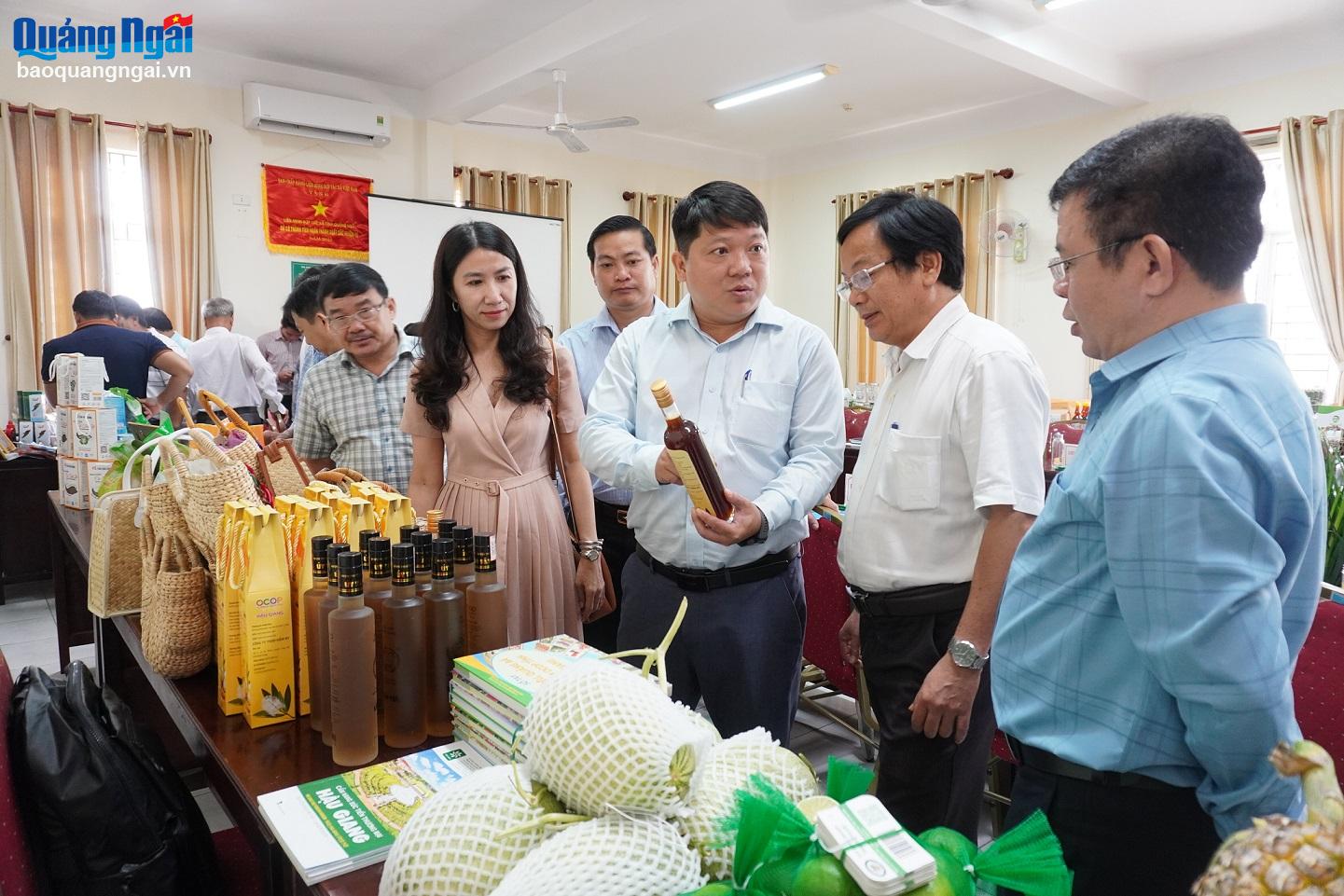 Kết nối, quảng bá sản phẩm