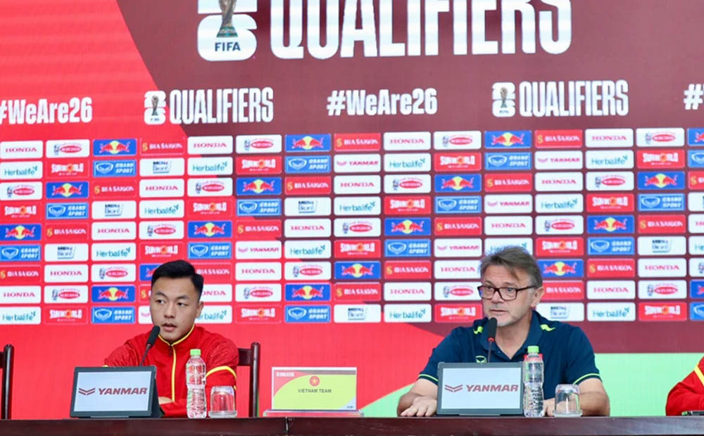 HLV Philippe Troussier: Đội tuyển Việt Nam nỗ lực tối đa để có kết quả tốt trước Iraq